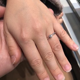 【アイプリモ(I-PRIMO)の口コミ】 指輪のコンセプトは『2人の運命の系』というものらしく、運命の系に見立て…