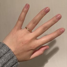 【insembre(インセンブレ)の口コミ】 デザインもよく非常にシンプルでどんな場面でも着用できると感じました。…