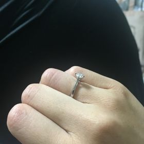 【ケイウノ ブライダル(K.UNO BRIDAL)の口コミ】 両親の婚約指輪のリフォームを御願いしました。何軒か回った後でしたが、…