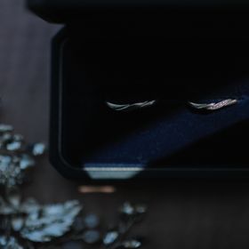 【銀座ダイヤモンドシライシの口コミ】 なによりシンプルなもの、ずっとつけていられる心地良さを2人で探しており…