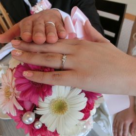 【4℃ BRIDAL(ヨンドシーブライダル)の口コミ】 結婚指輪でしたがシンプルなものでなく、ダイヤがはっきり分かるタイプが…