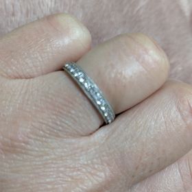 【GALA JEWELRY(ガラジュエリー)の口コミ】 ダイヤモンドハーフエタニティが欲しくてお店をまわりました。ダイヤモン…