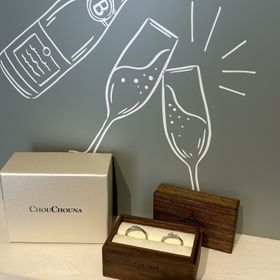 【PORTADA(ポルターダ)の口コミ】 婚約の際にもらったダイヤを真ん中の部分にいれることができ、特別感がで…