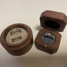 【鎌倉彫金工房の口コミ】 とにかく自分達好みにできるのがよかったです。サイズ、素材、色、ダイヤ…