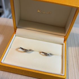 【ケイウノ ブライダル(K.UNO BRIDAL)の口コミ】 既存のデザインから好きなものを選びました。それで終わりではなく、デザ…