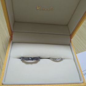 【ケイウノ ブライダル(K.UNO BRIDAL)の口コミ】 デザインについて、思ったとおりに対応していただけました。
オーダーの強…