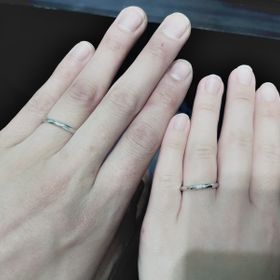 【アイプリモ(I-PRIMO)の口コミ】 槌目のデザインが気に入りました。サイズ直しも出来るという事が決め手に…