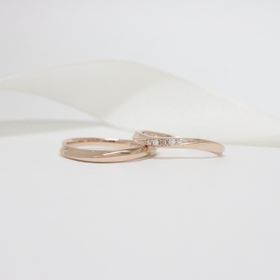 【LEGAN(レガン)の口コミ】 シンプルなデザインを探してこの指輪にしました。指輪のカラーも数種類あ…