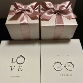 【アイプリモ(I-PRIMO)の口コミ】 ダイヤが主張しすぎず、でも品があって、リングに微妙なウェーブがかかっ…