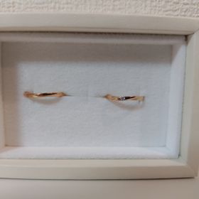 【ツインズキューピッド(Twins Cupid)の口コミ】 毎日つけるものなので、シンプルな指輪を探していました。
ふたりともシル…