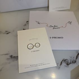 【アイプリモ(I-PRIMO)の口コミ】 アイプリモの結婚指輪は、シンプルながら上品なデザインが魅力です。指に…