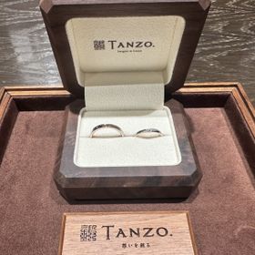 【TANZO.(鍛造指輪)の口コミ】 号数が0.5刻みで設定されていたり、太さも細かく調整していただけて自分に…