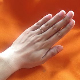 【ケイウノ ブライダル(K.UNO BRIDAL)の口コミ】 シンプルだけど表にマット感がある指輪が欲しくて探し、ケイウノにいきつ…