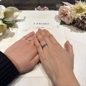 【アイプリモ(I-PRIMO)の口コミ】 婚約指輪と結婚指輪でシリーズの違うものを選びました！
3本とも水かきに…