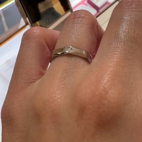 【ブルガリ(BVLGARI)の口コミ】 なんと言っても、この個性的なデザインに惹かれて購入を決めました。最初…