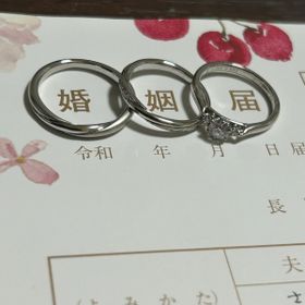 【銀座ダイヤモンドシライシの口コミ】 主人がダイヤモンドの質にこだわりたいとのことで、何店舗が行脚しつつ煌…