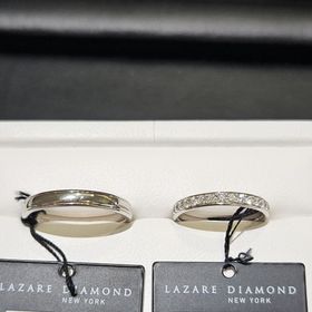 【ラザール ダイヤモンド(LAZARE DIAMOND)の口コミ】 こちらの指輪はひとめぼれでしたが、他のブランドにはなかなかない素敵な…