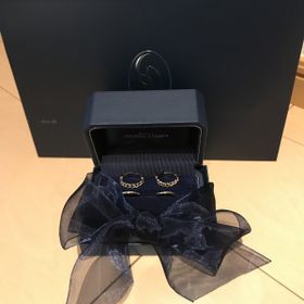 【銀座ダイヤモンドシライシの口コミ】 様々なお店を見に行き、チェーンリングと合わせられるシンプルなリングを…