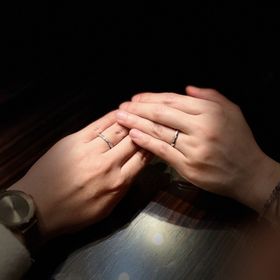 【AMATSU(アマツ)の口コミ】 結婚指輪は人と被りたくないという想いがあったので、海外ブランドではな…