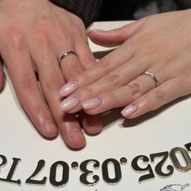 【アイプリモ(I-PRIMO)の口コミ】 指輪のデザインがシンプルだけど少しデザイン性もあって
自分の好みにピッ…