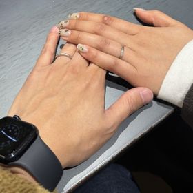 【出雲結(いずもゆい)の口コミ】 一つ一つ職人の手作りという点に惹かれました。
夫婦間で指輪の色味やデザ…