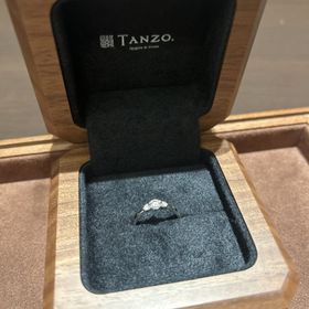 【TANZO.(鍛造指輪)の口コミ】 ハード鍛造で、鋳造よりも丈夫な作りになっている。ハード鍛造は機械での…