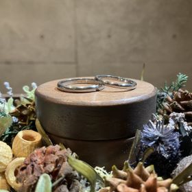 【鎌倉彫金工房の口コミ】 長く使えるシンプルなデザインです。
デザイン性がない分、とても結婚指輪…