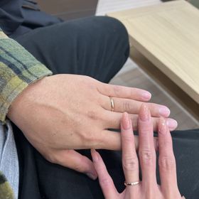 【仲庭總本店】の口コミ 肌馴染みのいいピンクゴールドの色に
ぷっくりとしたフォルムが可愛らしく...