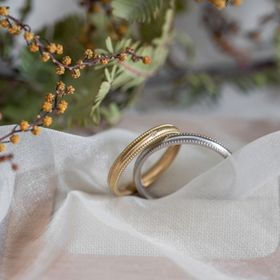 【Cayof(カヨフ)の口コミ】 レトロかつクラシックで飽きがこないミルグレインのデザインにしました。…