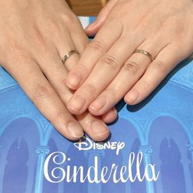 【Disney Cinderella(ディズニー シンデレラ)の口コミ】 あまり人と似ているような指輪が好みではありませんでした。何個も試着し…