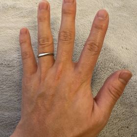 【アイプリモ(I-PRIMO)の口コミ】 マット部分とプラチナ部分の両面が楽しめるところがおすすめです。ゴツゴ…