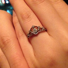 【ケイウノ ブライダル(K.UNO BRIDAL)の口コミ】 とにかく見た目がとても可愛かったので。
年齢を重ねると似合わないかな、…