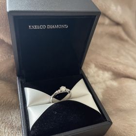 【エクセルコダイヤモンド(EXELCO DIAMOND)の口コミ】 ダイヤモンドの大きさと品質がクオリティが高くてそこが決手になります
リ…