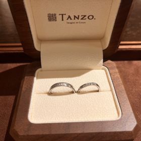 【TANZO.(鍛造指輪)の口コミ】 リングのサイズや形状、刻印、表面加工など細かいデザインをこだわれる
石…