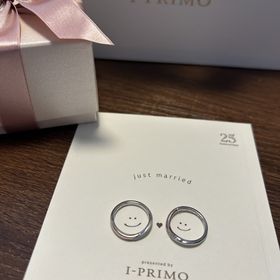 【アイプリモ(I-PRIMO)の口コミ】 2色で、個性的なデザインなことです。この先ずっと付けていくものとして、…