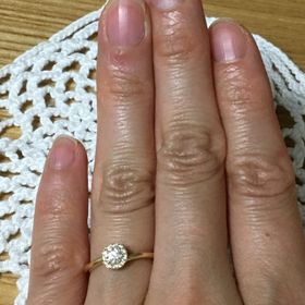 【STAR JEWELRY(スタージュエリー)の口コミ】 決め手となったのは、デザインとお店です。
デザインに関しては、まず、リ…