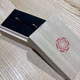 【出雲結(いずもゆい)の口コミ】 漢字2文字の熟語のテーマに沿って、指輪のデザインが決められていました。…