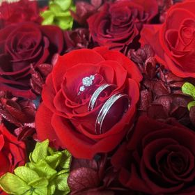 【ECRIN(エクラン)の口コミ】 アンティーク調でミルグレイユのデザインがとてもユニークで気に入りまし…