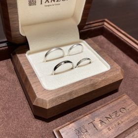 【TANZO.(鍛造指輪)の口コミ】 オーダーなので他と被りずらい。
今回、男性用はシンプルに装飾なしのプラ…