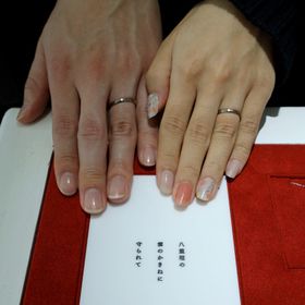 【出雲結(いずもゆい)の口コミ】 出雲結には様々なデザインの指輪があります。
私たちはシンプルな指輪がよ…