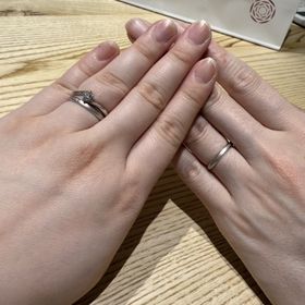 【出雲結(いずもゆい)の口コミ】 シンプルで着けやすくどんな服装にも合う。既製品のリングと違って手作り…