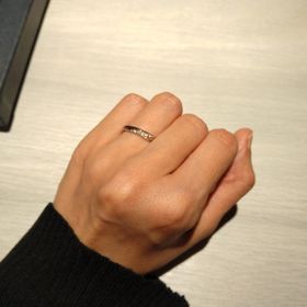 【LOVE NOTESの口コミ】 ピンクゴールドの入り方が絶妙で、ふんわり優しい雰囲気でとっても気に入…