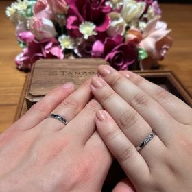 【TANZO.(鍛造指輪)の口コミ】 機械のミル打ちではなく、職人の手打ちミルで制作して頂きました。職人の…