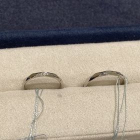 【insembre(インセンブレ)の口コミ】 デザインが個性的で、一目見たときから惹かれました。カットが多いので、…