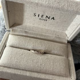 【SIENAROSE(シエナロゼ)の口コミ】 ロゼチナというブランドオリジナルの素材を使用しており、色褪せずに長く…