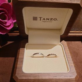 【TANZO.(鍛造指輪)の口コミ】 日本刀記念館に旅行で行ったことがきっかけで、鍛造という言葉は知ってい…