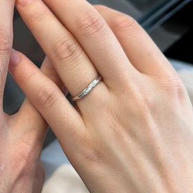 【エクセルコダイヤモンド(EXELCO DIAMOND)の口コミ】 ウェーブでダイヤをつけたいというイメージが出来ていたのでそのイメージ…