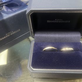 【銀座ダイヤモンドシライシの口コミ】 私の指輪は派手過ぎず、普段使いできて、ダイヤモンドが埋め込まれている…