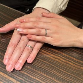 【FISCHER(フィッシャー)の口コミ】 他の指輪とは違い、ツヤの入り方や、
リングを着用した時の見えかたなど、…