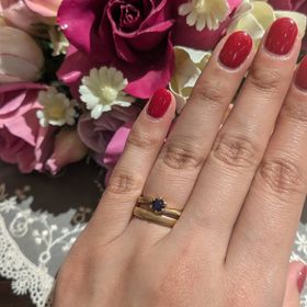 【TANZO.(鍛造指輪)の口コミ】 シンプルなデザインです。お互いの肌の色にあうようなゴールドをそれぞれ…